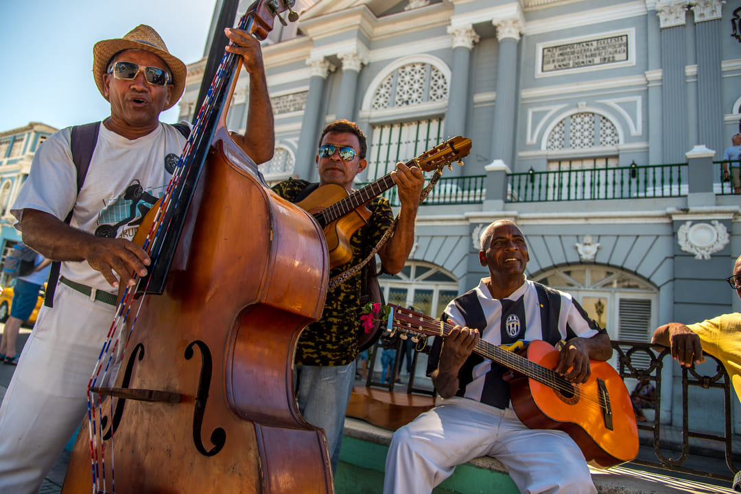 Cuba Oriente con Damaris Hechavarría